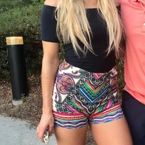 FLYING TOMATO HIGH-WAISTED PRINT SHORTS